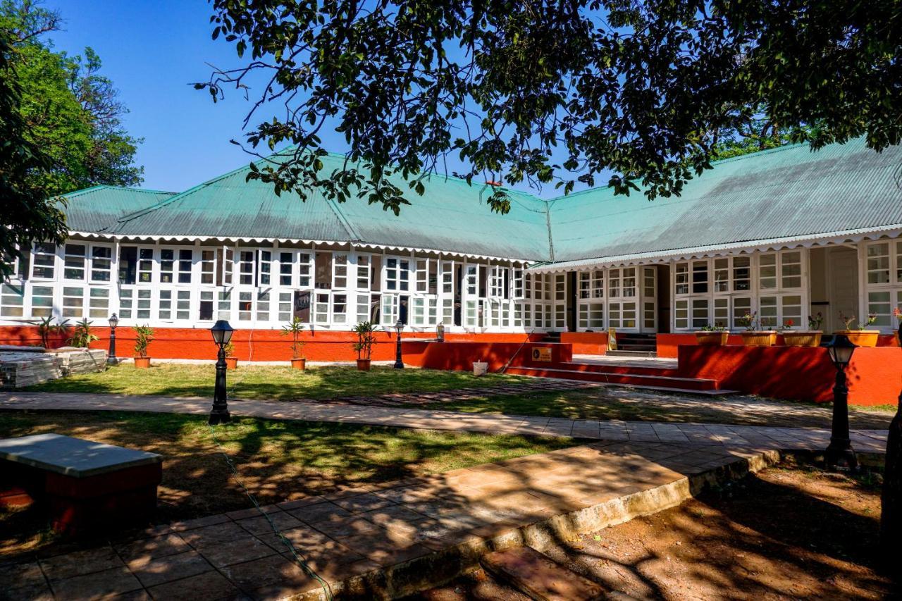 Hotel Citrus Chambers Mahābaleshwar Exterior foto