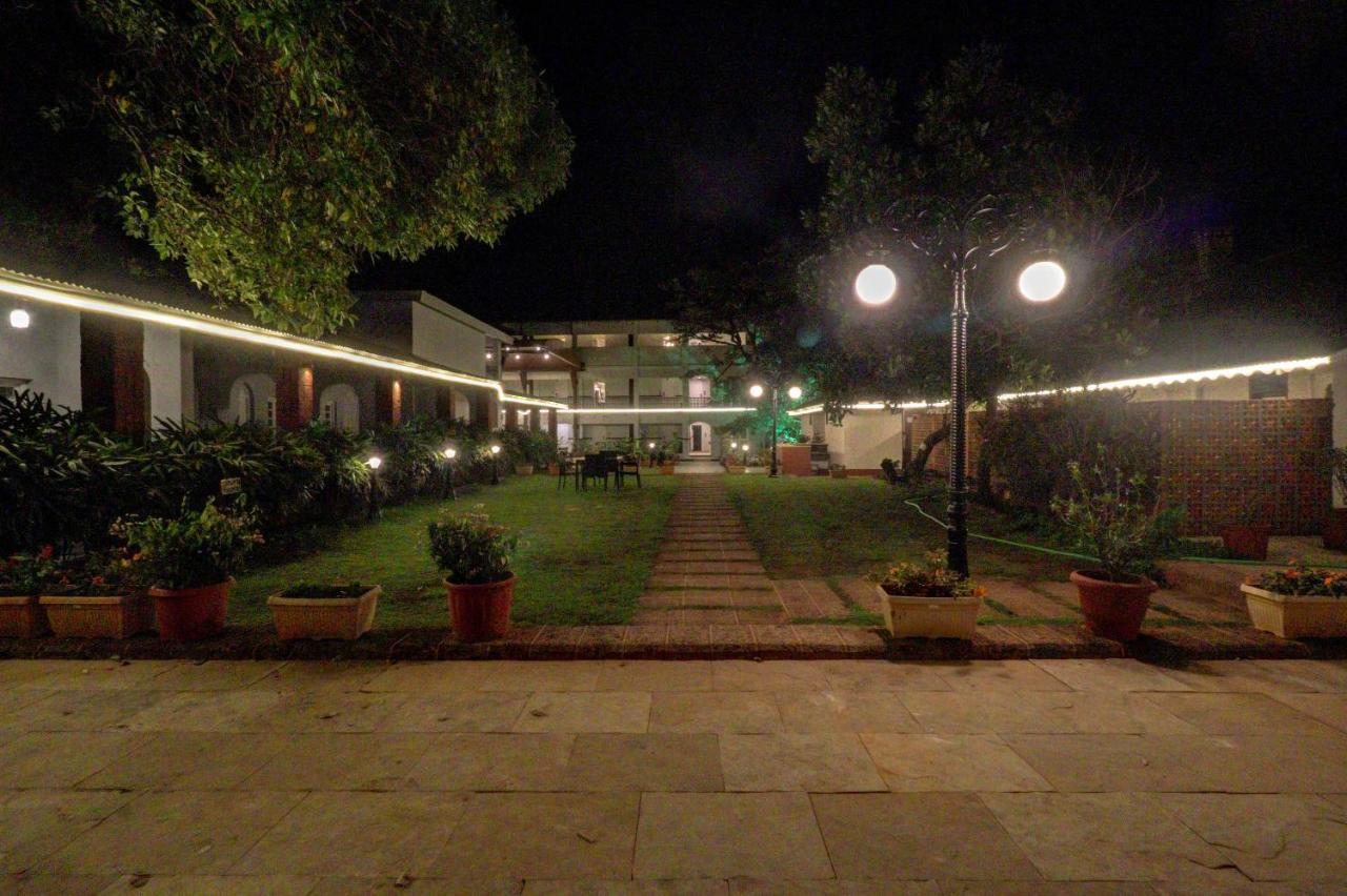 Hotel Citrus Chambers Mahābaleshwar Exterior foto